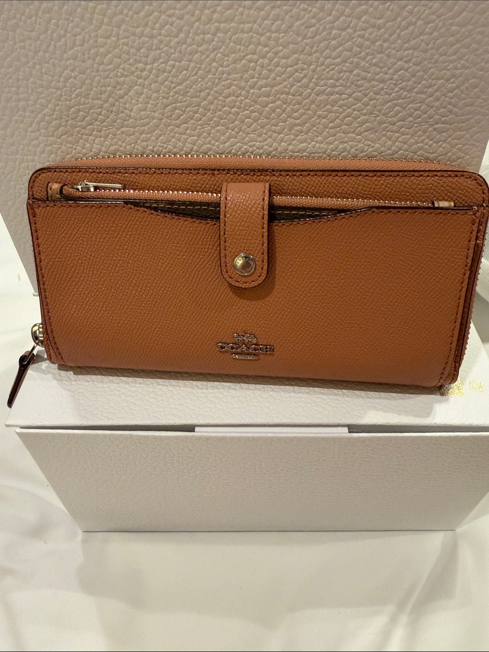 Coach Multifunction Crossgrain Leather Wallet